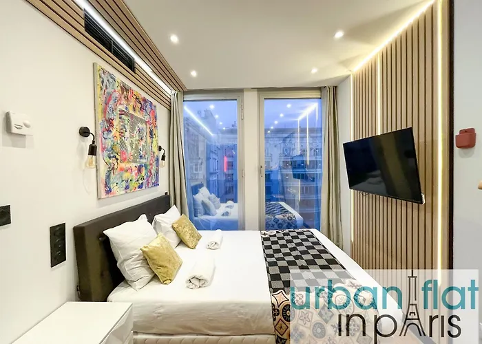 Urban Flat 129 - Art Champs-elysees *