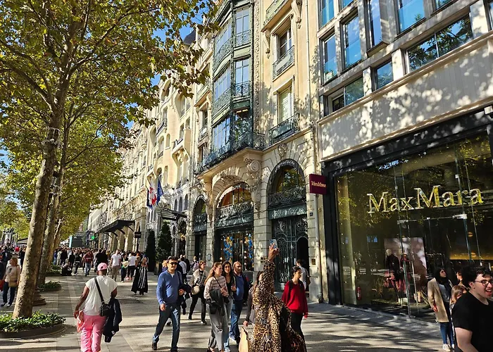 Apartament Urban Flat 129 - Art Champs-elysees Paryż